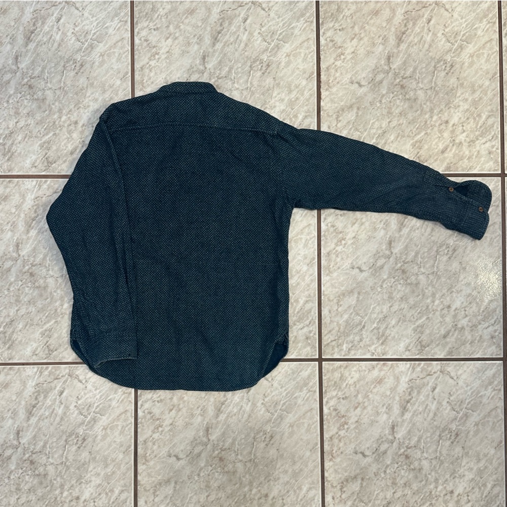 Elegant Denim Button Down Shirt - Picture 2 of 4